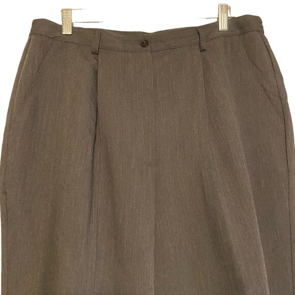 VINTAGE Dark Gray Pleated Women's Slacks With Black Belt Size 16, 33” - Picture 2 of 12